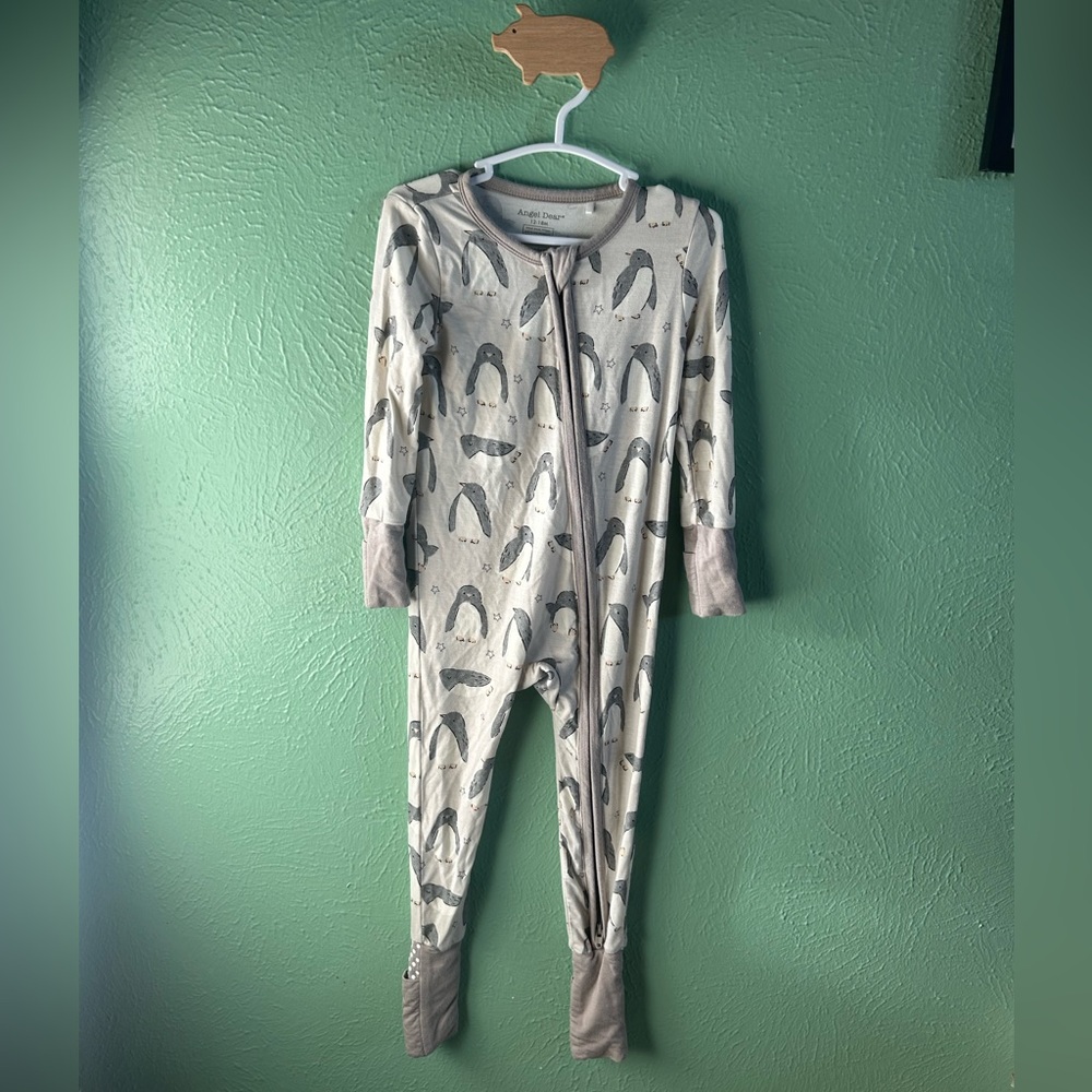 Angel Dear Gray Penguin Print Kids Footie